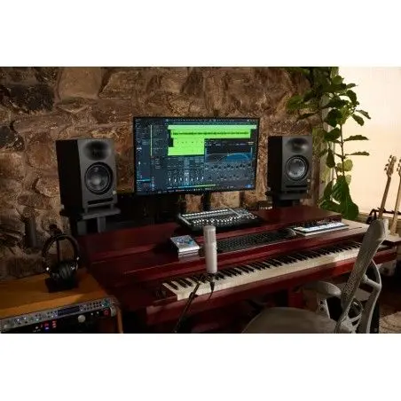 Eris Studio 8 (Kutusu Hasarlı)