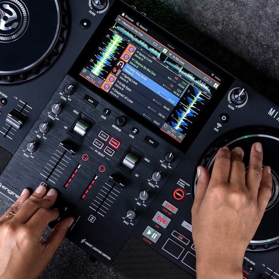 Mixstream Pro + (Kutusu Hasarlı)
