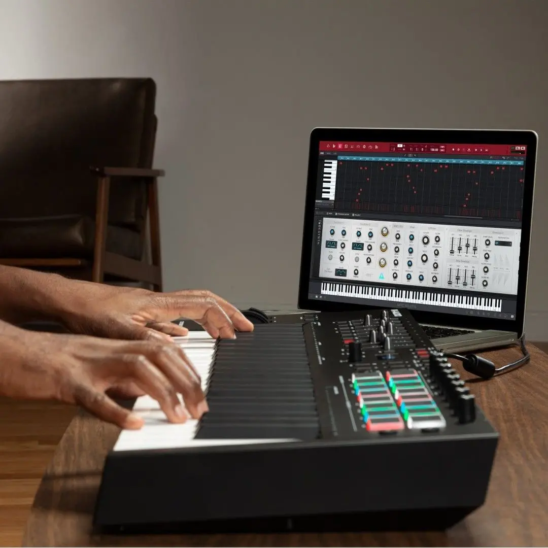 Oxygen Pro 49
