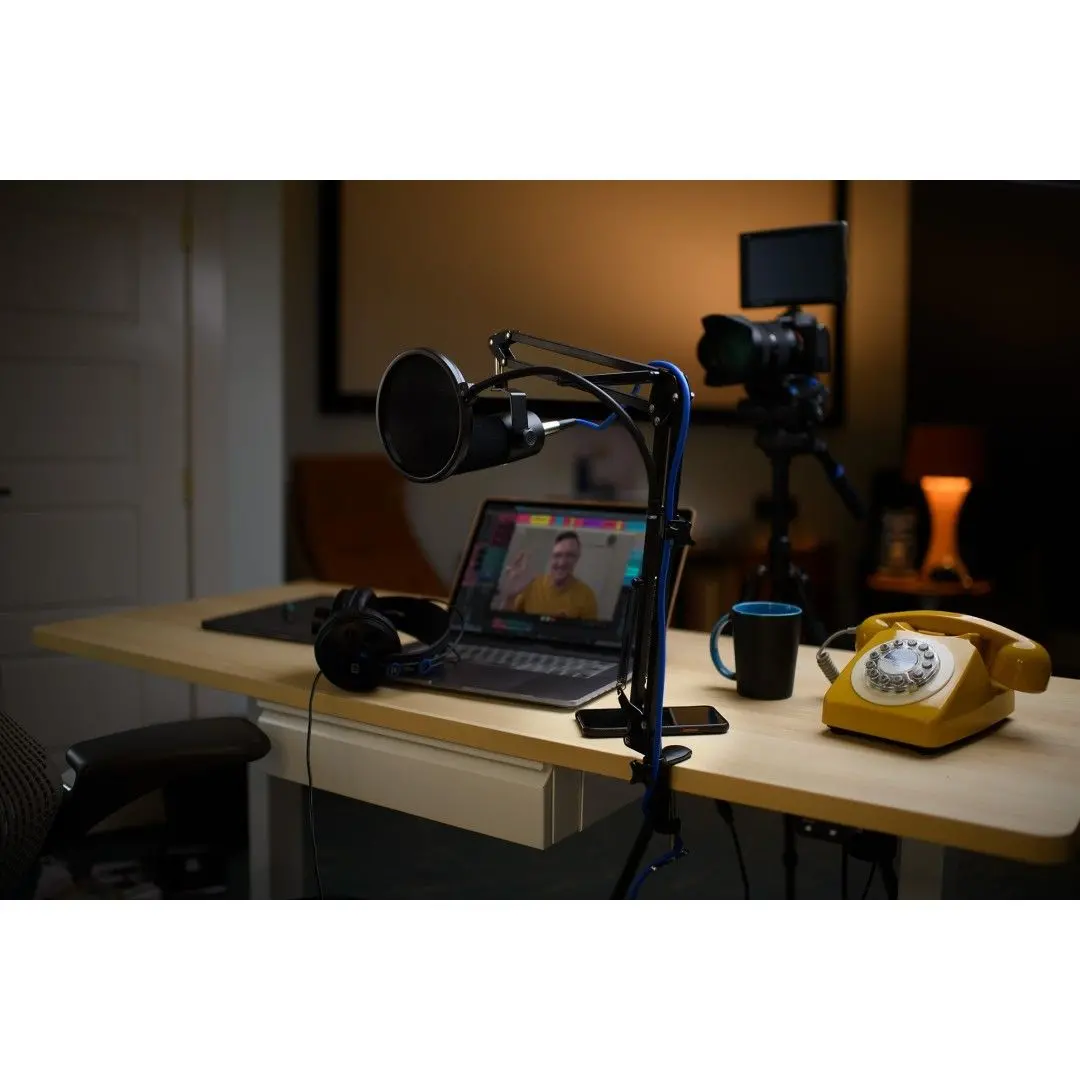 Broadcast Accessory Pack