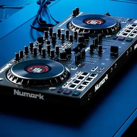 NS4FX